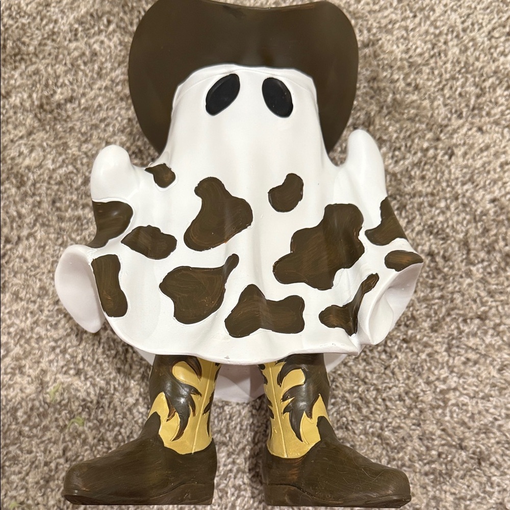 Cowboy Ghost Figurine - Brown and White - Picture 8 of 10